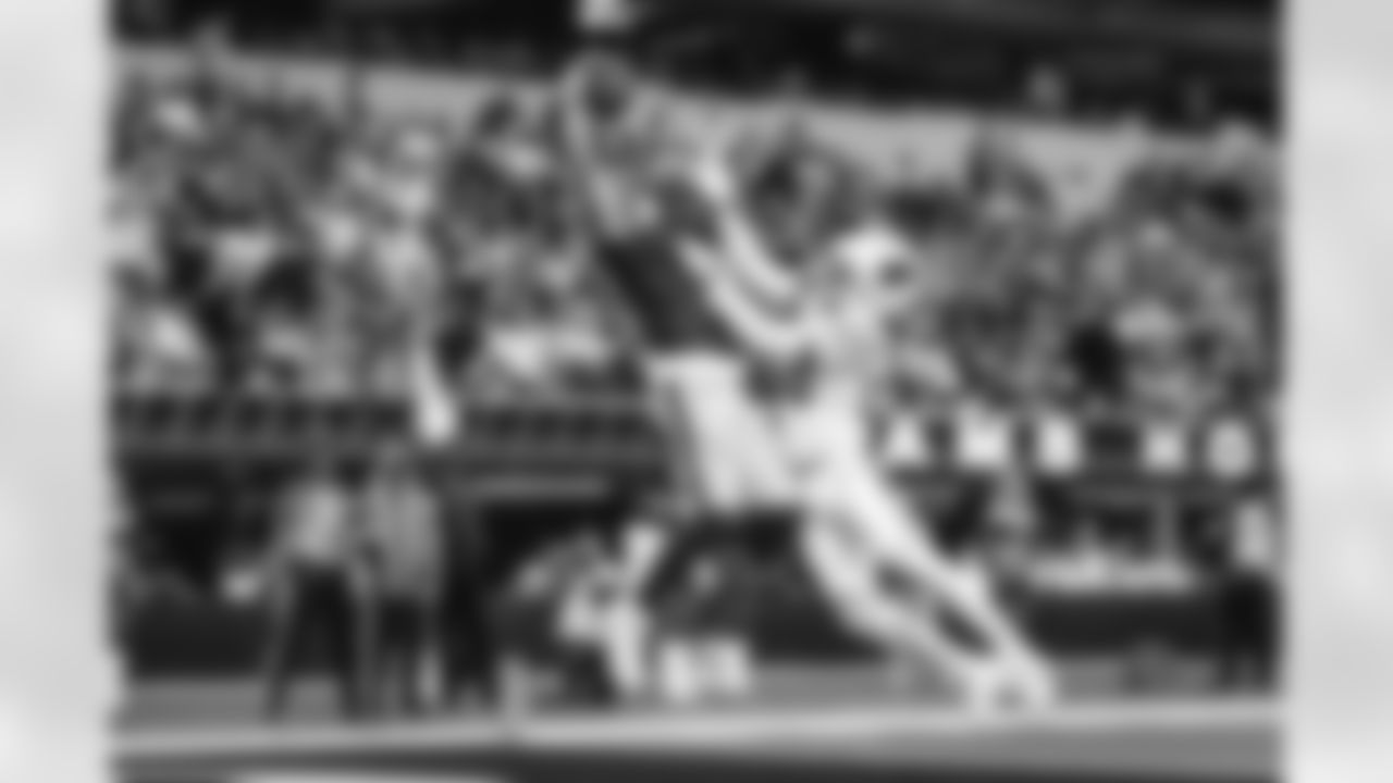 The Los Angeles Rams take on the Arizona Cardinals in week 18 of the 2025 NFL regular season.