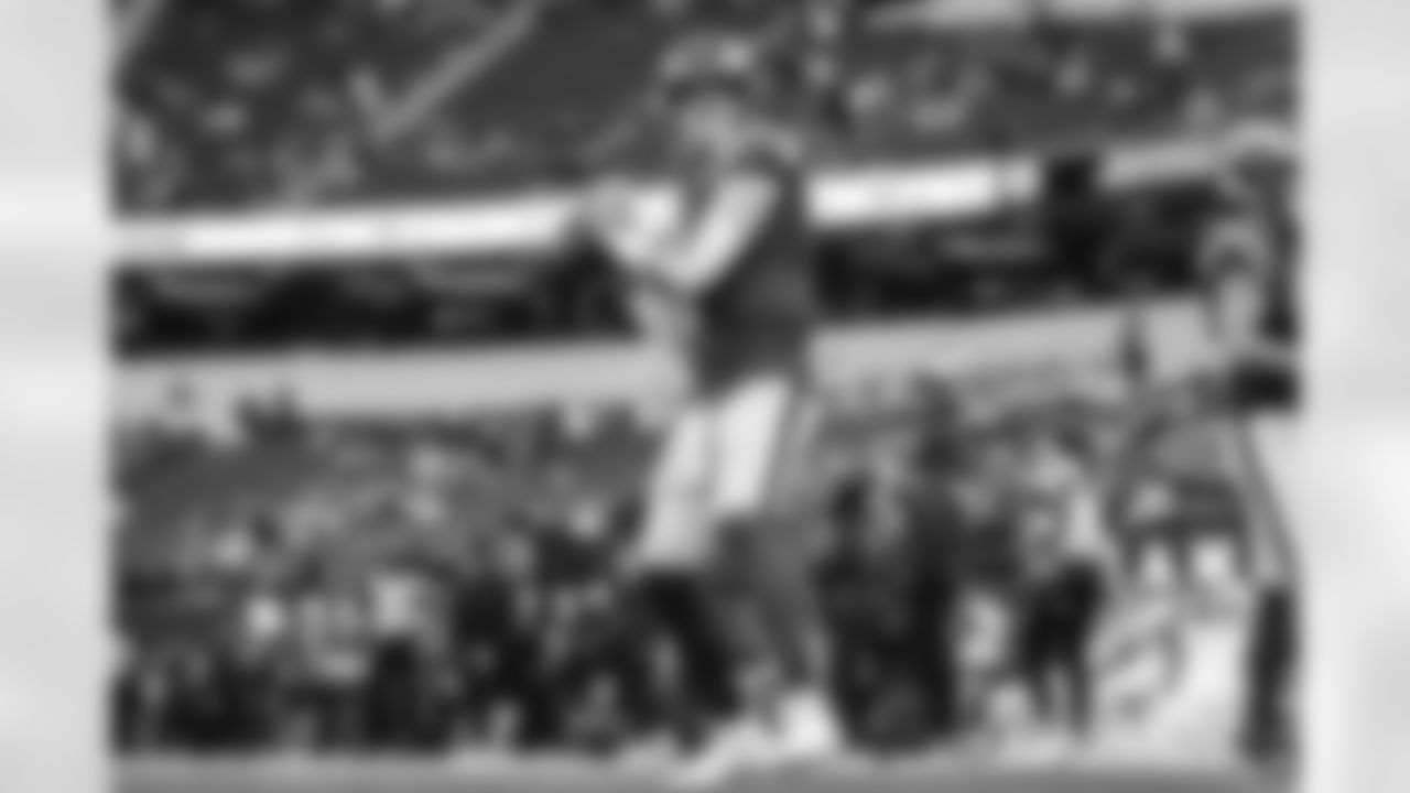 The Los Angeles Rams take on the Arizona Cardinals in week 18 of the 2025 NFL regular season.