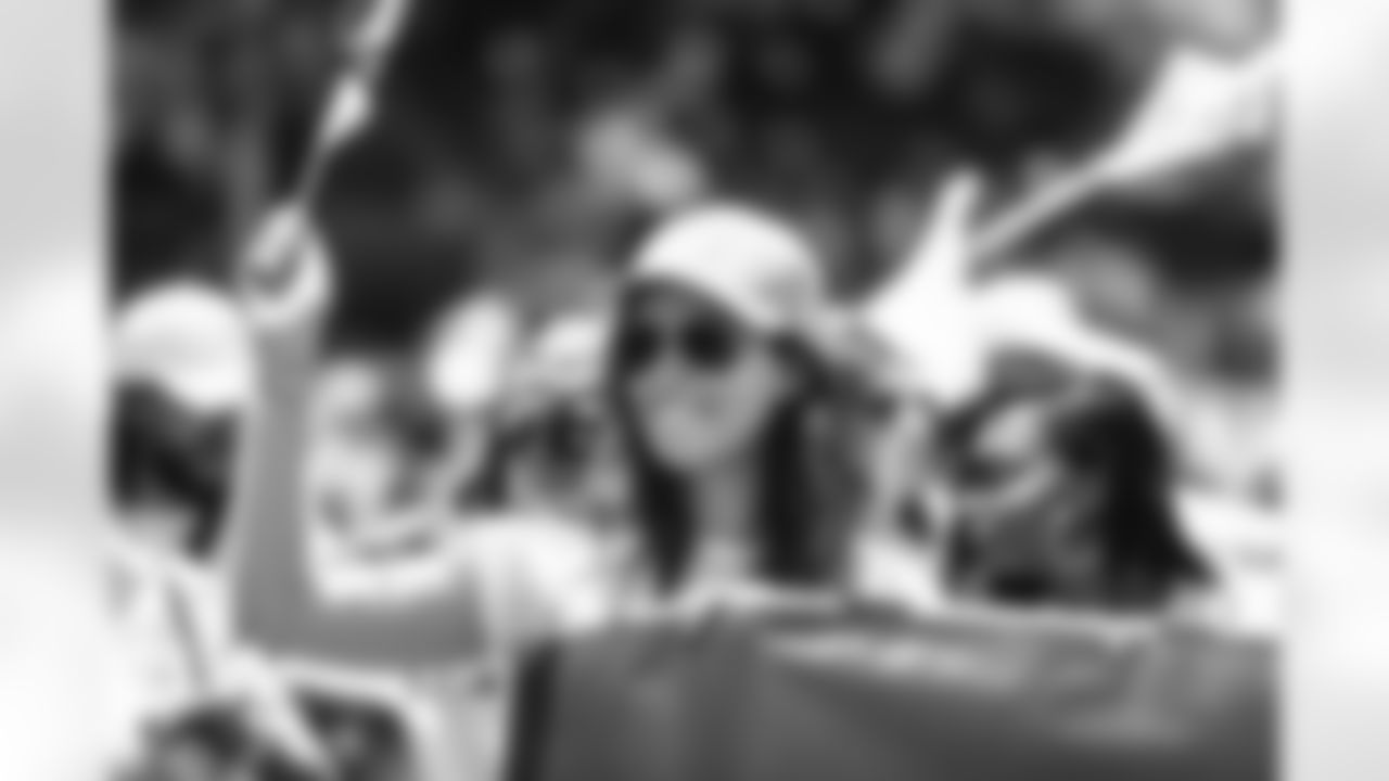 E_250608_1233_LA_Pride_Parade_14205