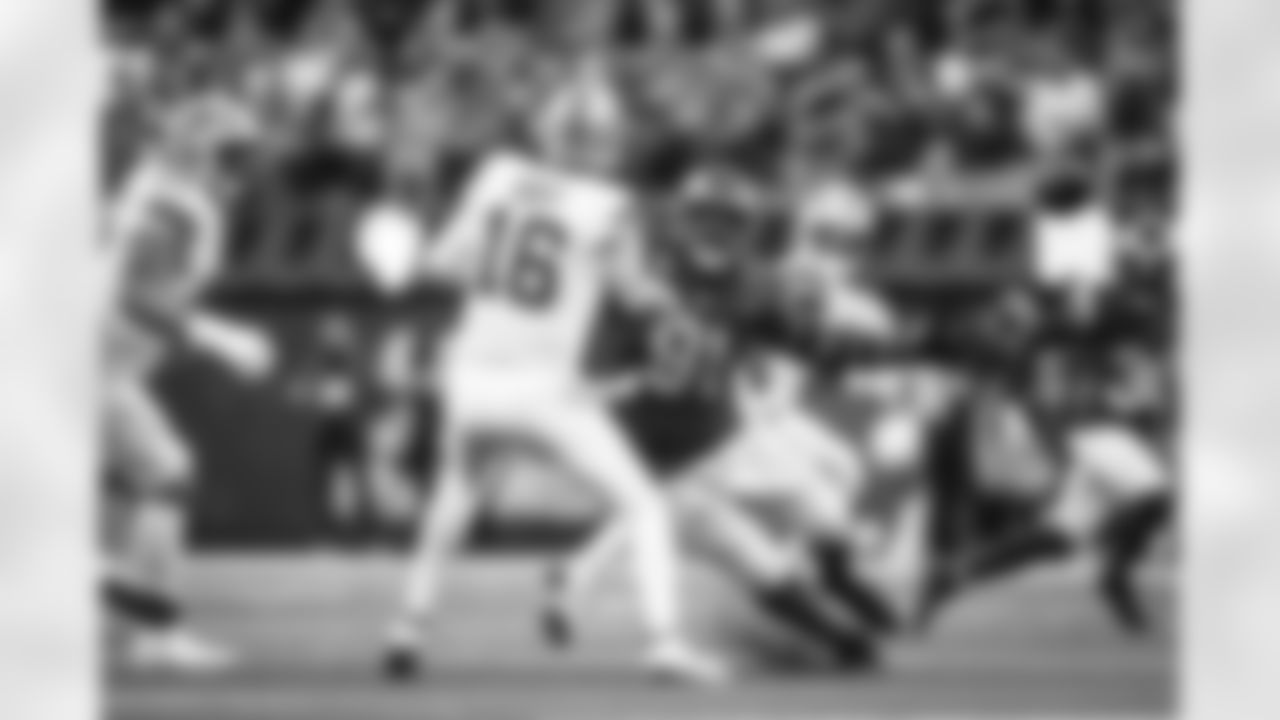 The Los Angeles Rams take on the Detroit Lions in week 15 of the 2025 NFL regular season.