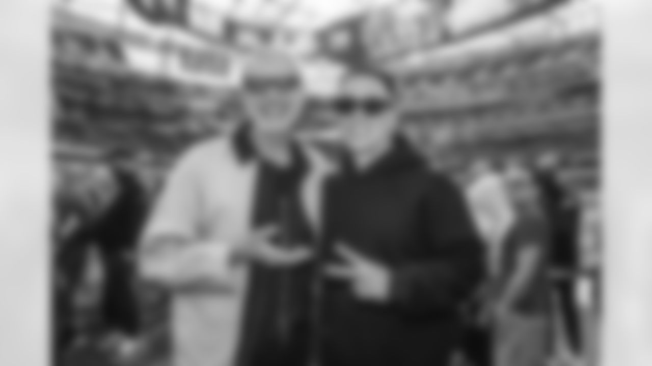 Jeff Goldblum & Rich TIng in the Rams House