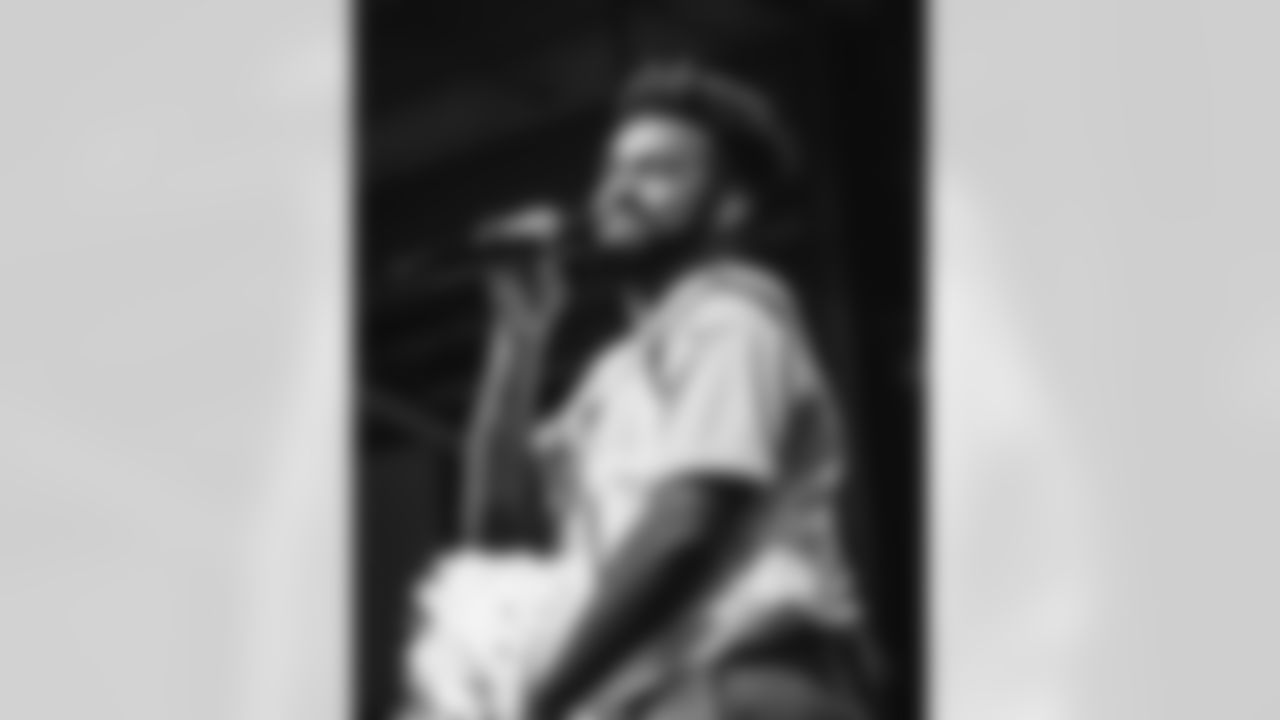 The Los Angeles Rams take on the Tampa Bay Buccaneers in week 12 of the 2025 NFL regular season.