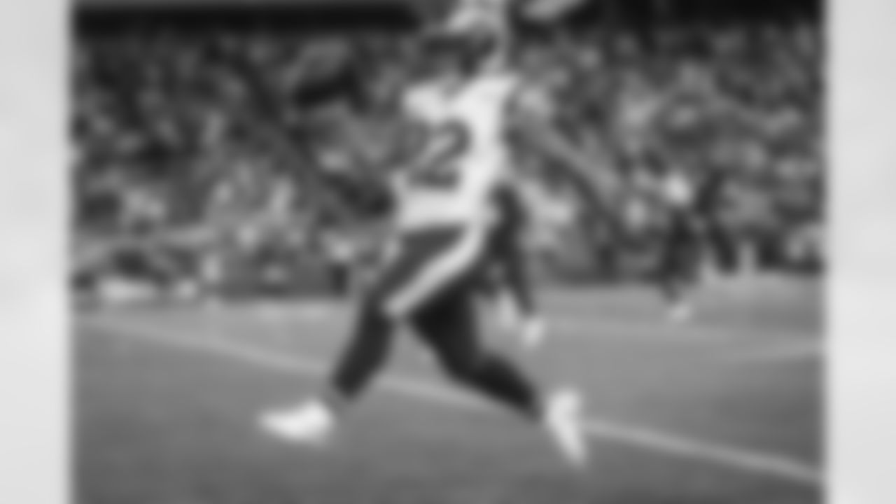 The Los Angeles Rams take on the Arizona Cardinals in week 14 of the 2025 NFL regular season.