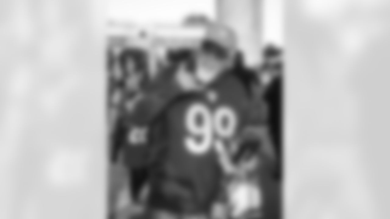 The Los Angeles Rams take on the Tampa Bay Buccaneers in week 12 of the 2025 NFL regular season.