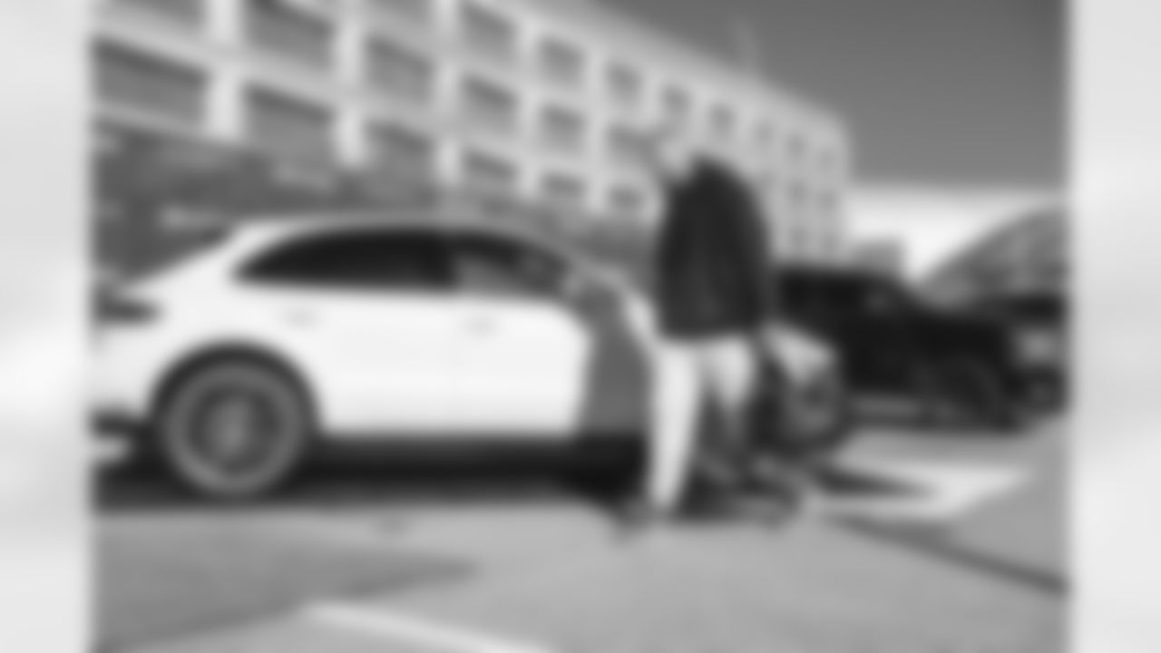 55 DE Braden Fiske arrives at SoFi Stadium for Sunday Night Football against the Buccaneers