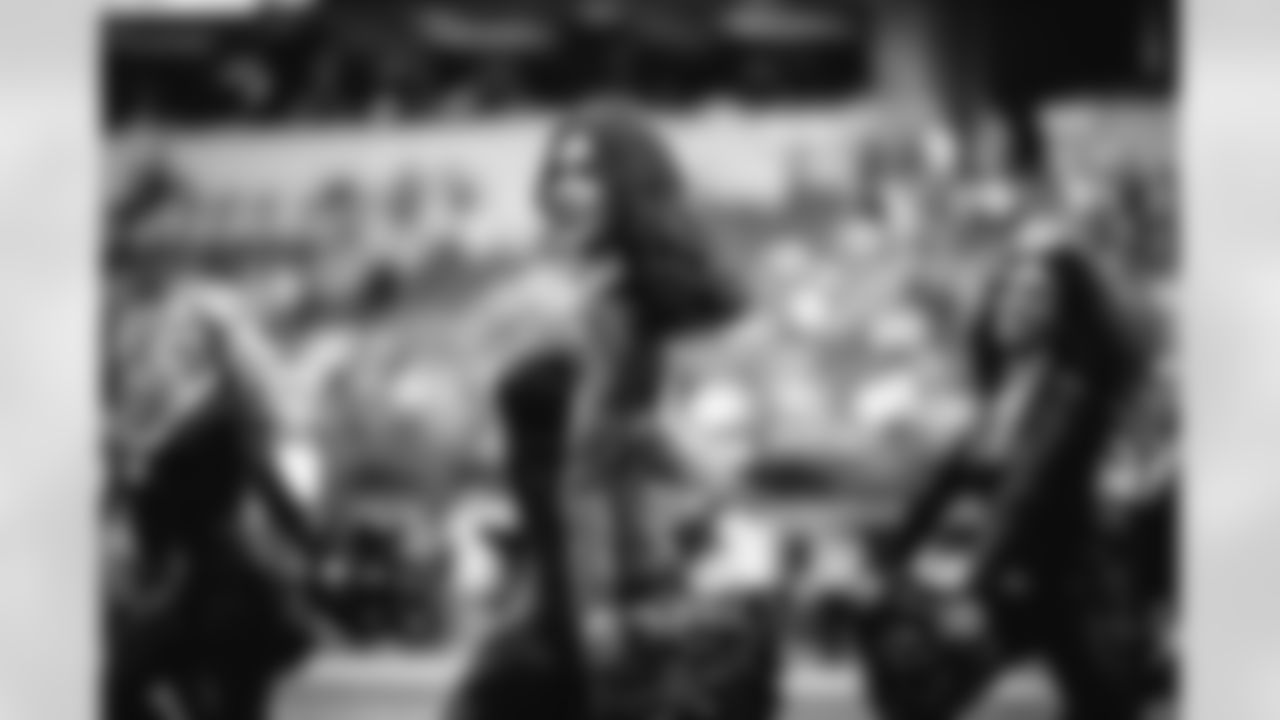 The Los Angeles Rams take on the Seattle Seahawks in week 11 of the 2025 NFL regular season.