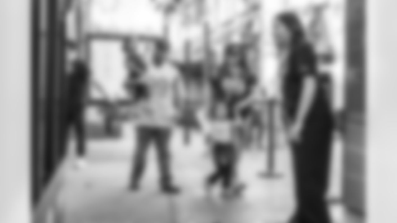 E_260115_Experiential_Playoff_Activation_AD_0196