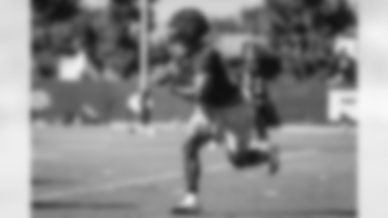 E_251008_Regular_Season_Week6_Practice_BT_0591