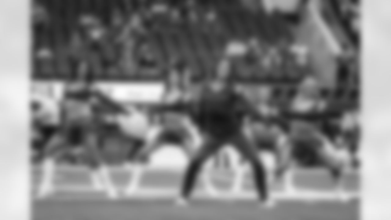 The Los Angeles Rams take on the Arizona Cardinals in week 18 of the 2025 NFL regular season.