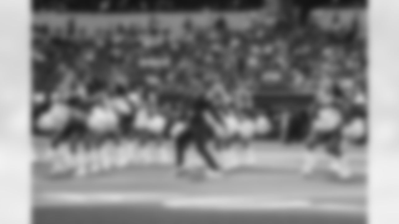 The Los Angeles Rams take on the Detroit Lions in week 15 of the 2025 NFL regular season.