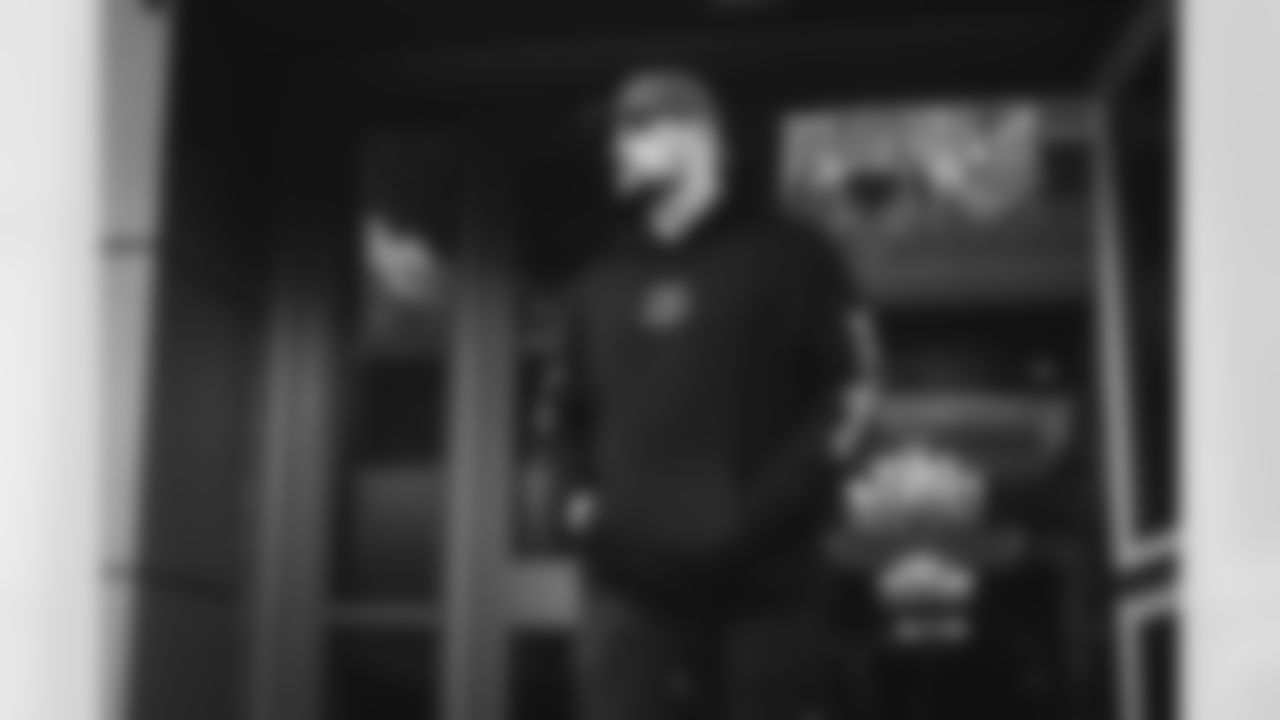 79 OL Rob Havenstein travels to State Farm Stadium for today's game against the Cardinals