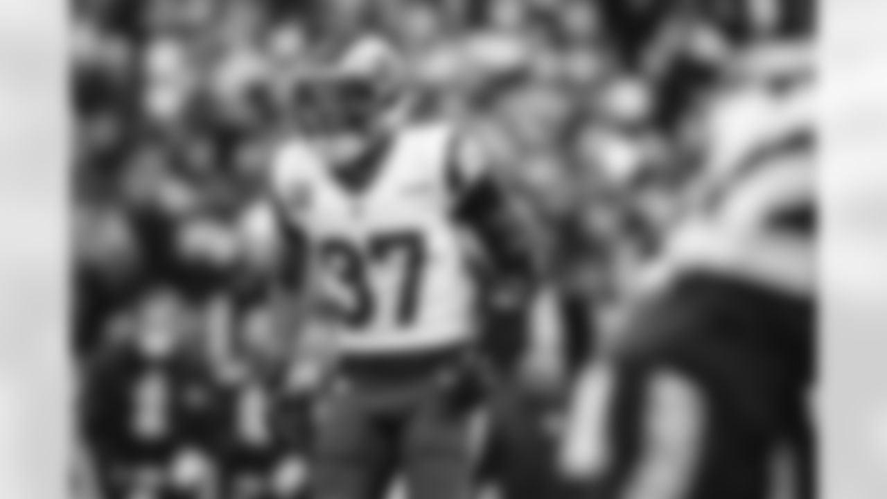 The Los Angeles Rams take on the Seattle Seahawks in the NFC Championship of the 2025 NFL post season.