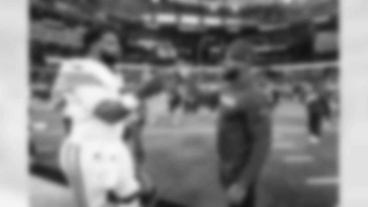 E_260104_Rams_vs_Cardinals_TE_701