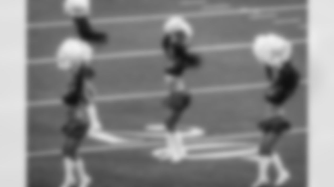 The Los Angeles Rams take on the Arizona Cardinals at SoFi Stadium in Week 18 of the 2025 season.