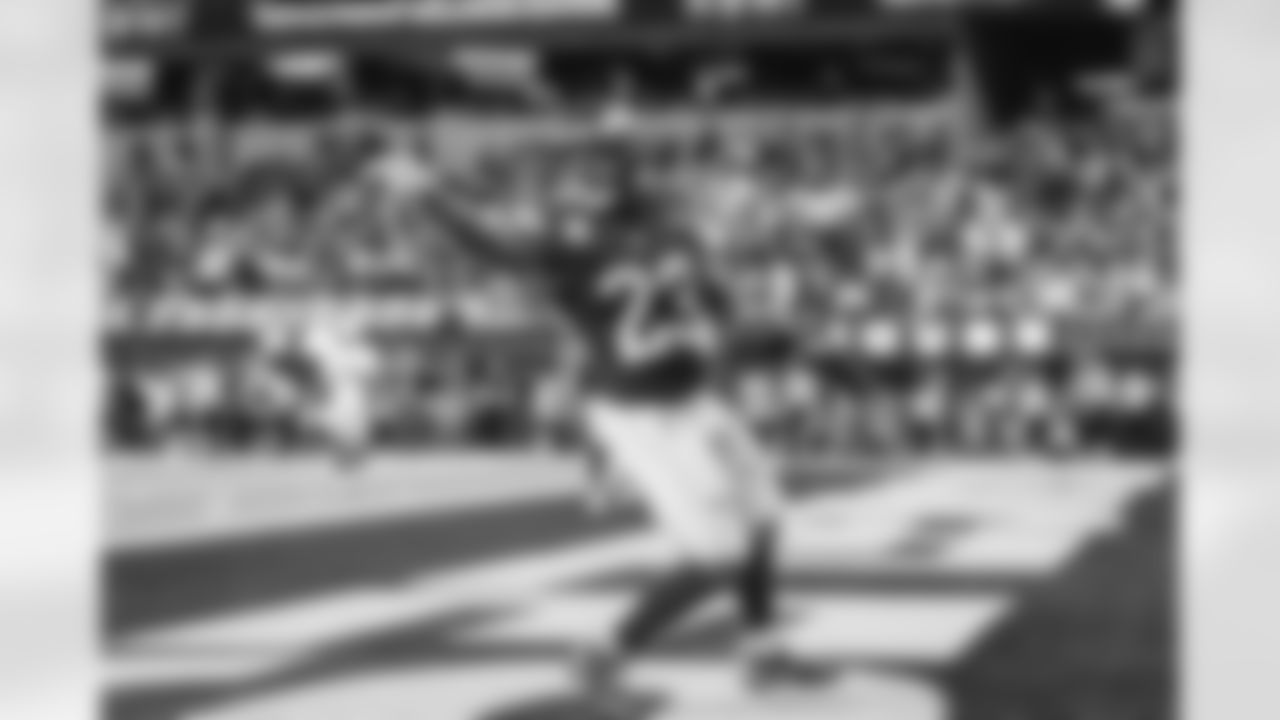 The Los Angeles Rams take on the San Francisco 49ers in week 5 of the 2025 NFL regular season.