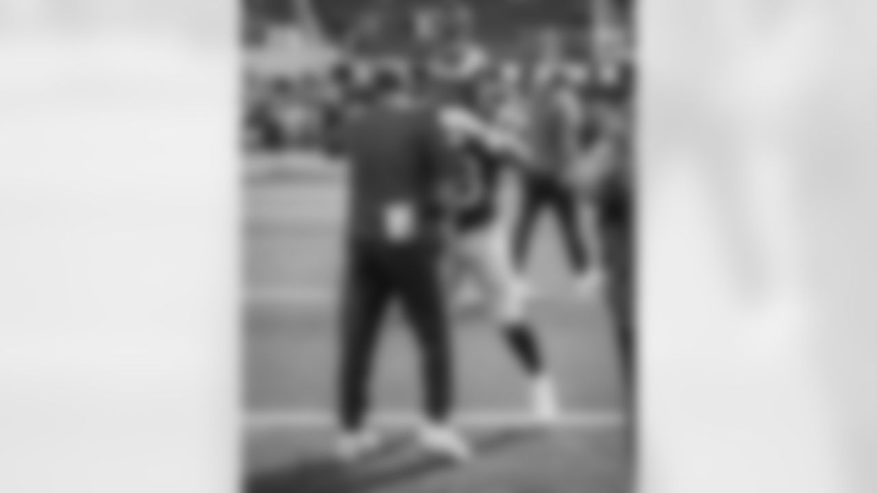 The Los Angeles Rams take on the New Orleans Saints in week 9 of the 2025 NFL regular season.