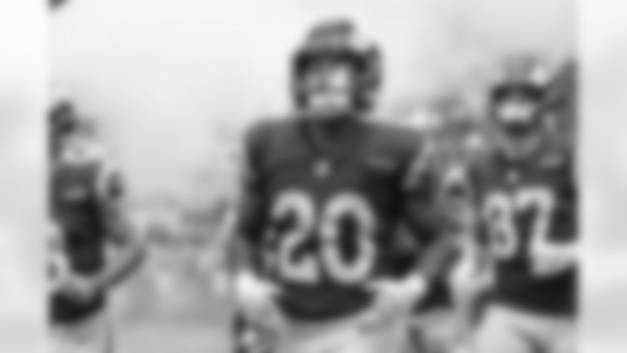 The Los Angeles Rams take on the Arizona Cardinals in week 18 of the 2025 NFL regular season.