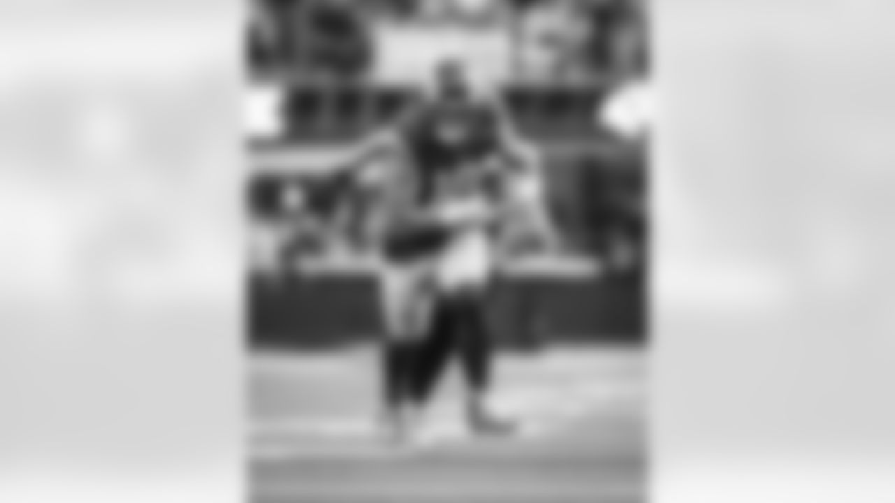 The Los Angeles Rams take on the New Orleans Saints in week 9 of the 2025 NFL regular season.