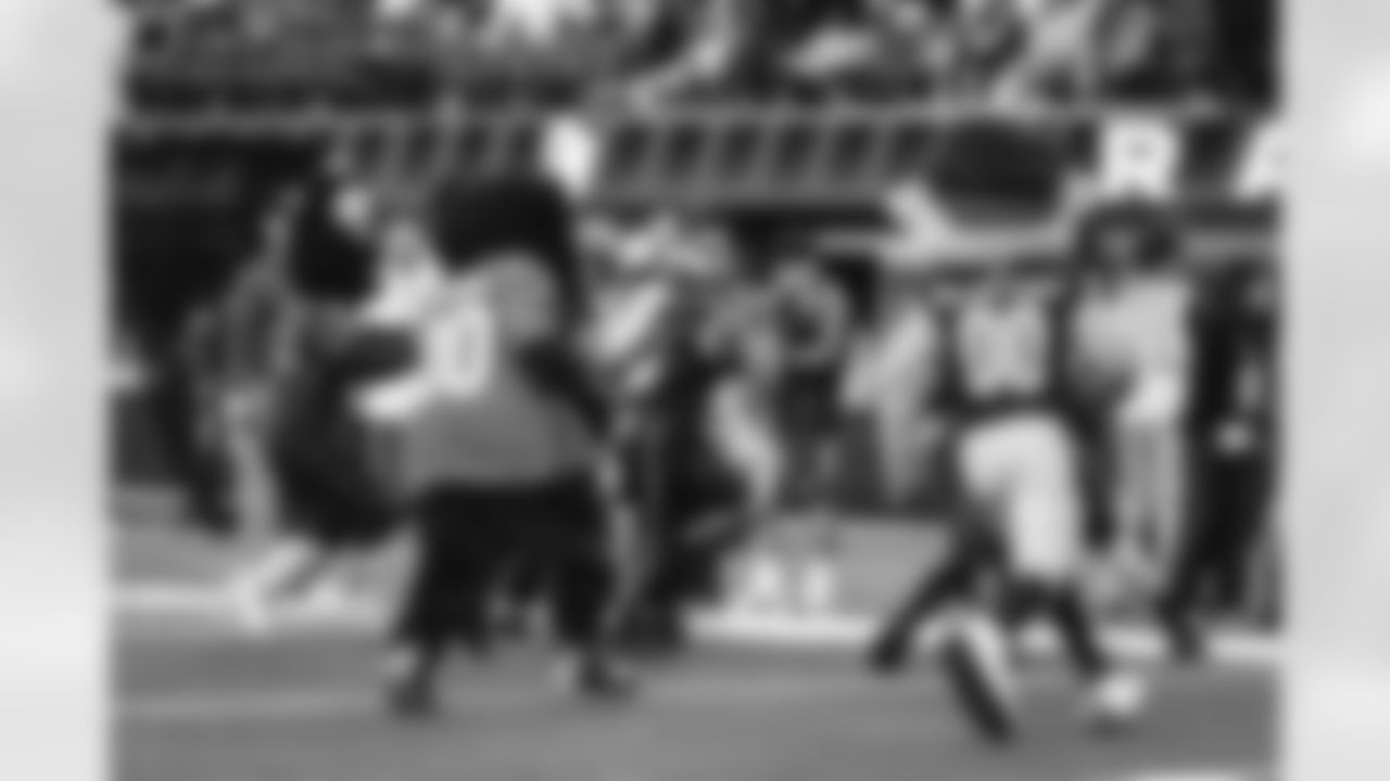 The Los Angeles Rams take on the Detroit Lions in week 15 of the 2025 NFL regular season.