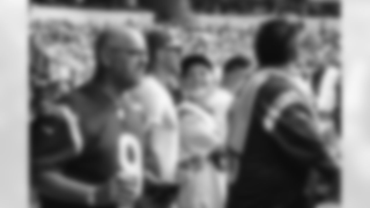 The Los Angeles Rams take on the New Orleans Saints in week 9 of the 2025 NFL regular season.