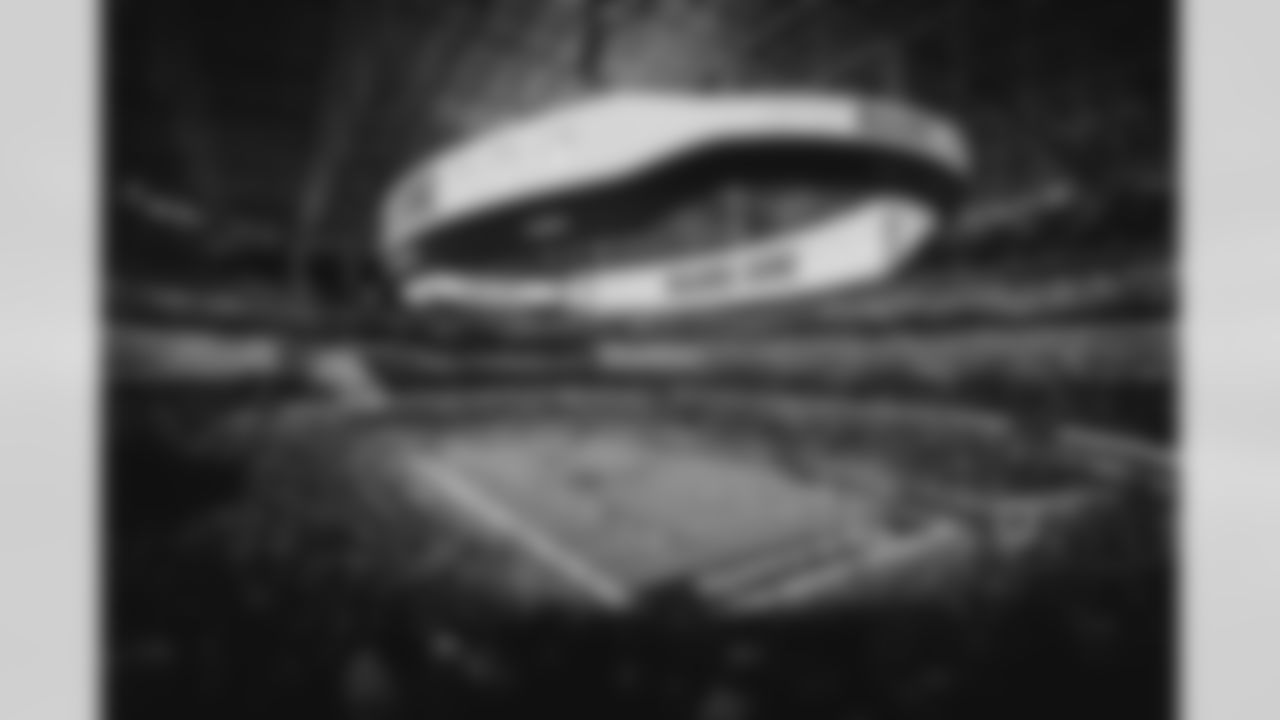 The Los Angeles Rams take on the Las Vegas Raiders during Week 14 of the 2022 NFL regular season