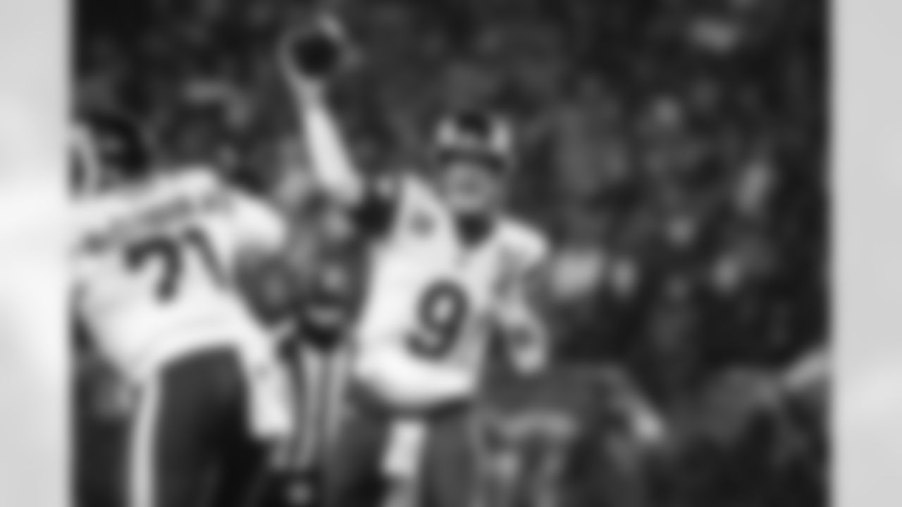 The Los Angeles Rams take on the Chicago Bears in the divisional round of the 2025 NFL post season.