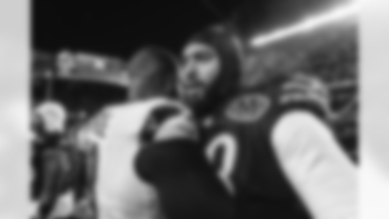 The Los Angeles Rams take on the Chicago Bears in the divisional round of the 2025 NFL post season.