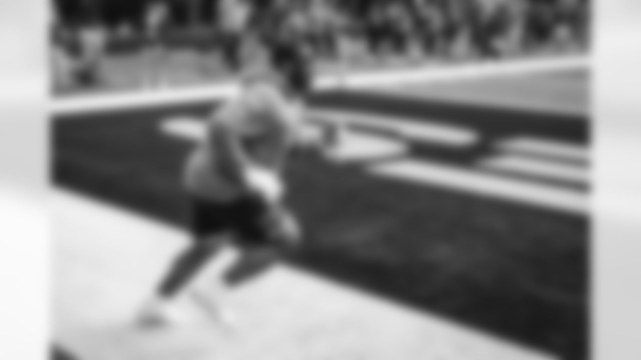 The Los Angeles Rams take on the New Orleans Saints in week 9 of the 2025 NFL regular season.