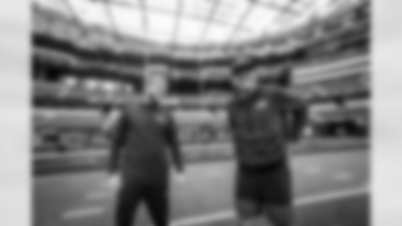 9 QB Matthew Stafford meets up with Seahawks WR Cooper Kupp pregame ahead of the Rams vs. Seahawks Week 11 matchup