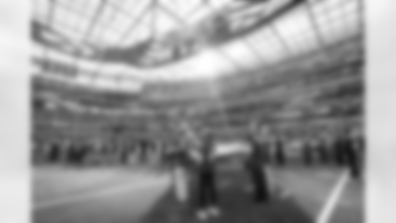 The Los Angeles Rams take on the Detroit Lions in week 15 of the 2025 NFL regular season.