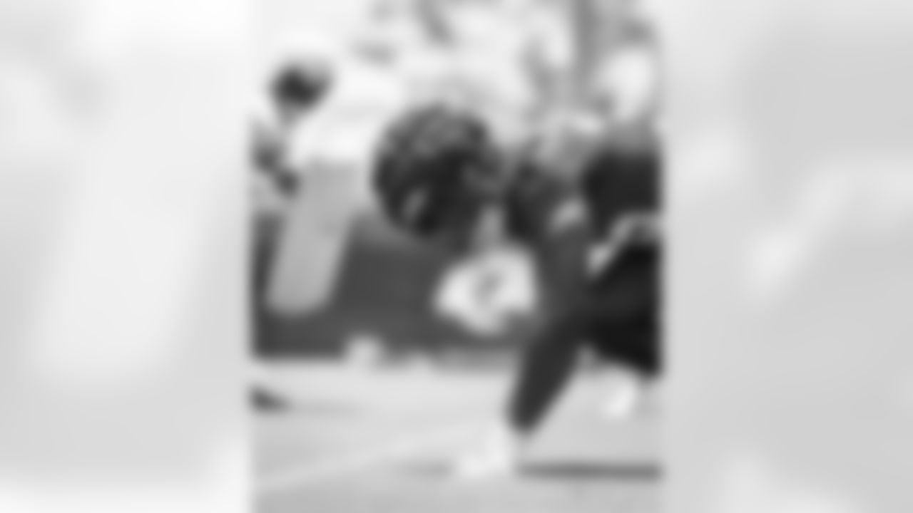 E_TOW28251
