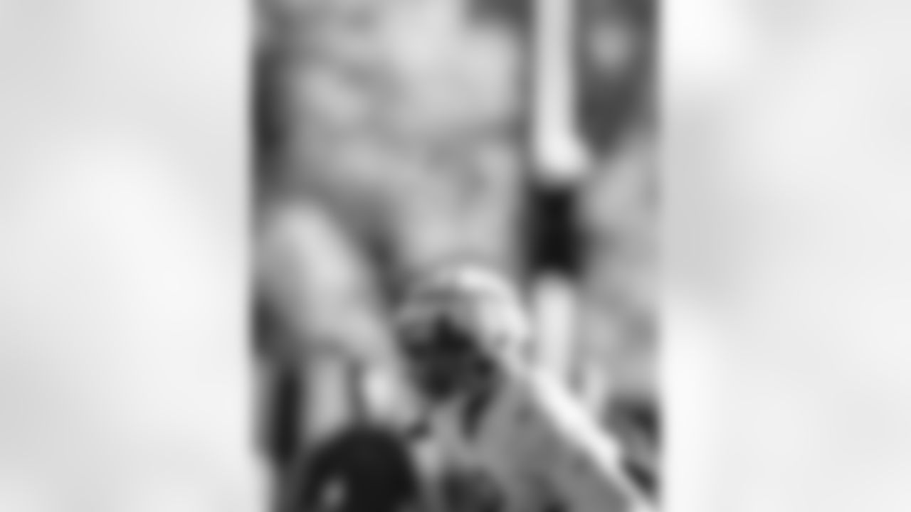 E_251204_Regular_Season_Week14_Practice_BT_01170