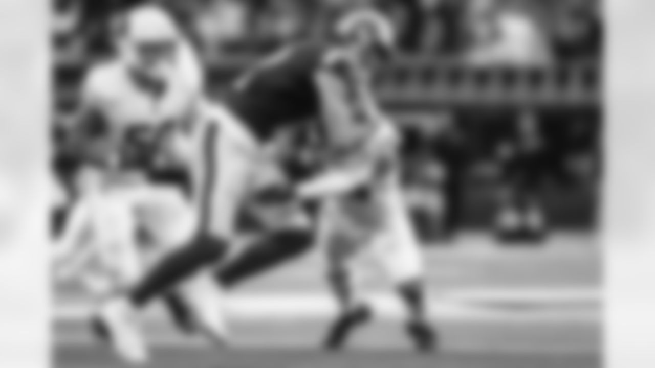 The Los Angeles Rams take on the Arizona Cardinals in week 18 of the 2025 NFL regular season.