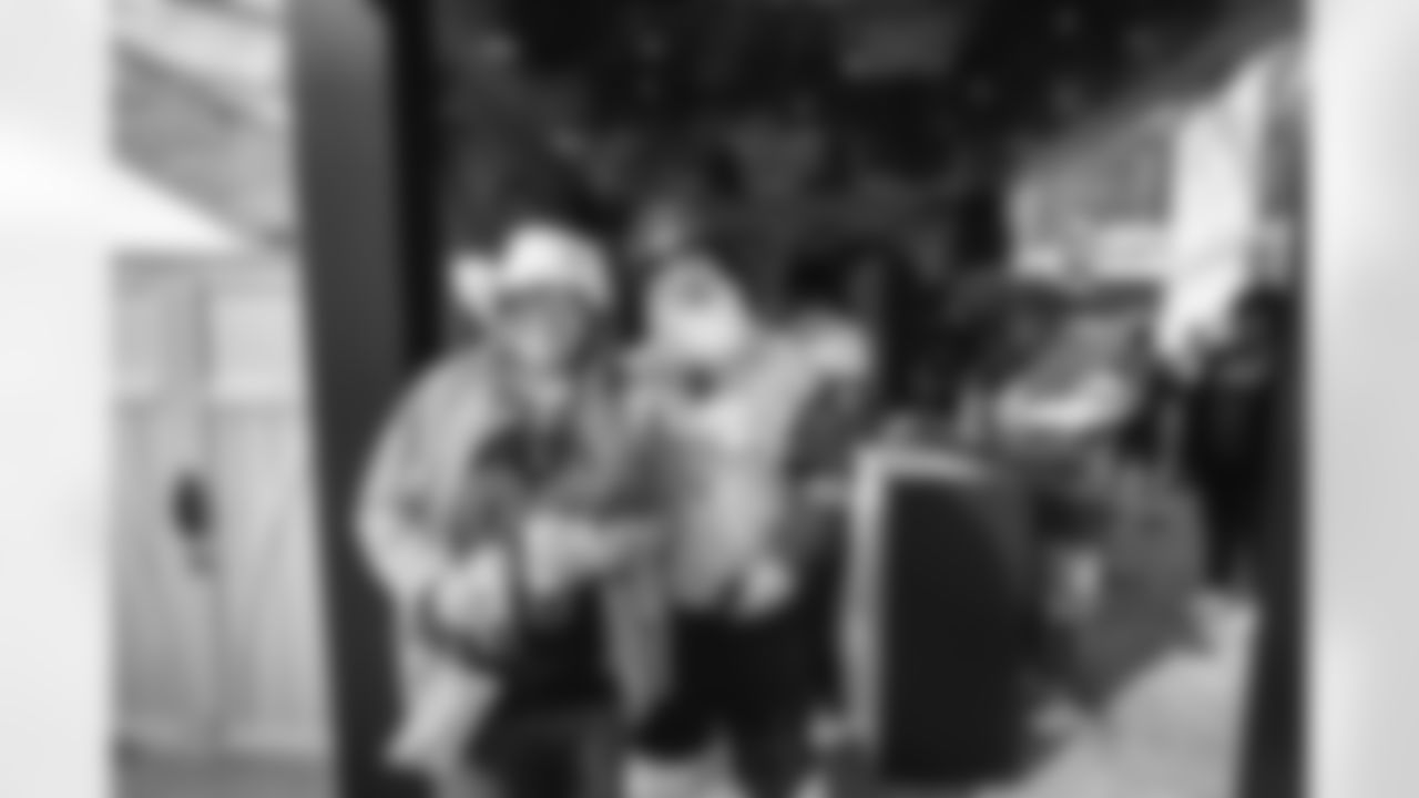 The Los Angeles Rams take on the Detroit Lions in week 15 of the 2025 NFL regular season.