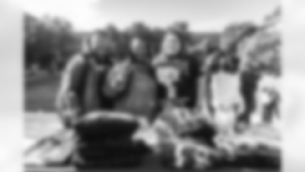 251219_Pacsun_Loads_Of_Love_RH_00128