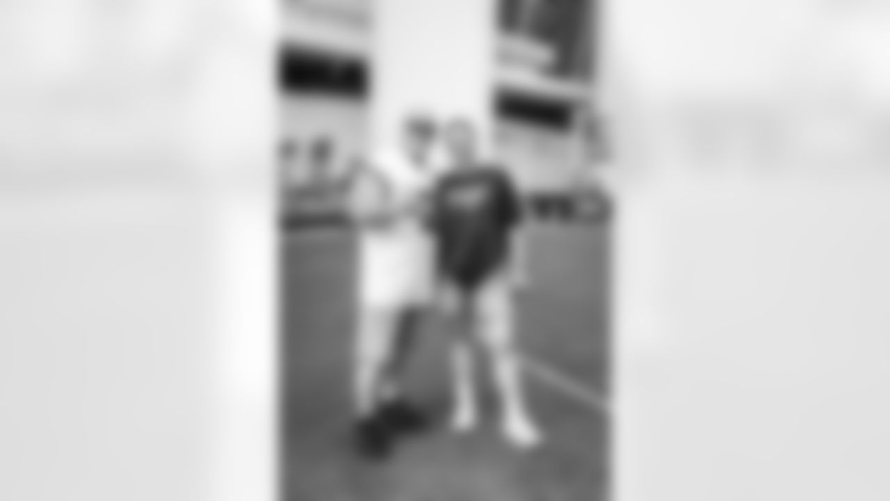 The Los Angeles Rams take on the New Orleans Saints in week 9 of the 2025 NFL regular season.