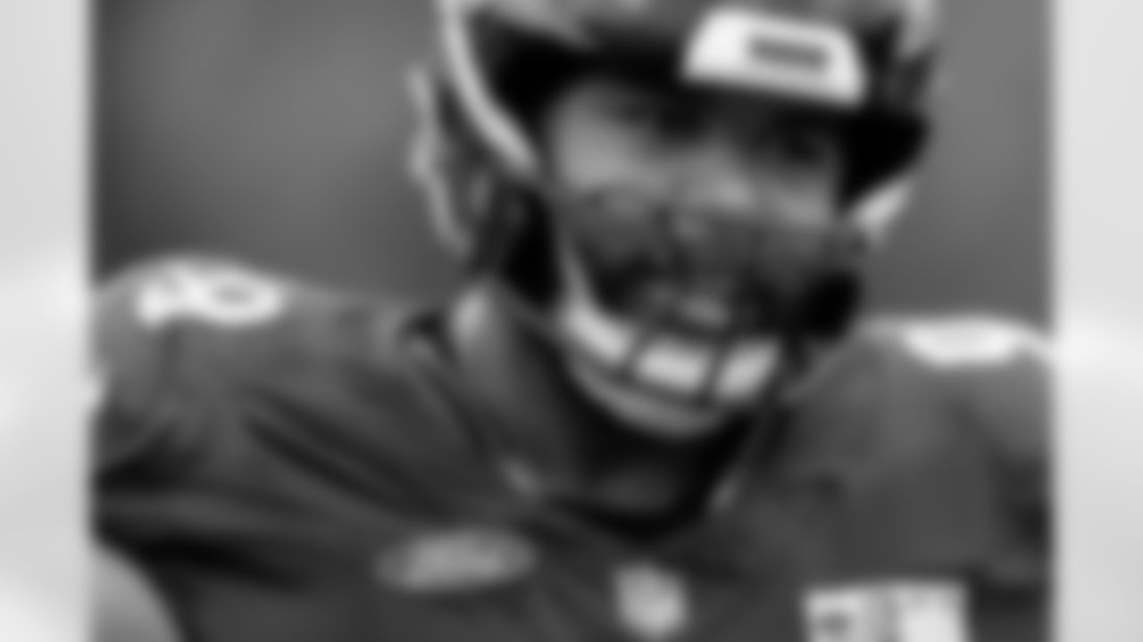 DT Travis Jones