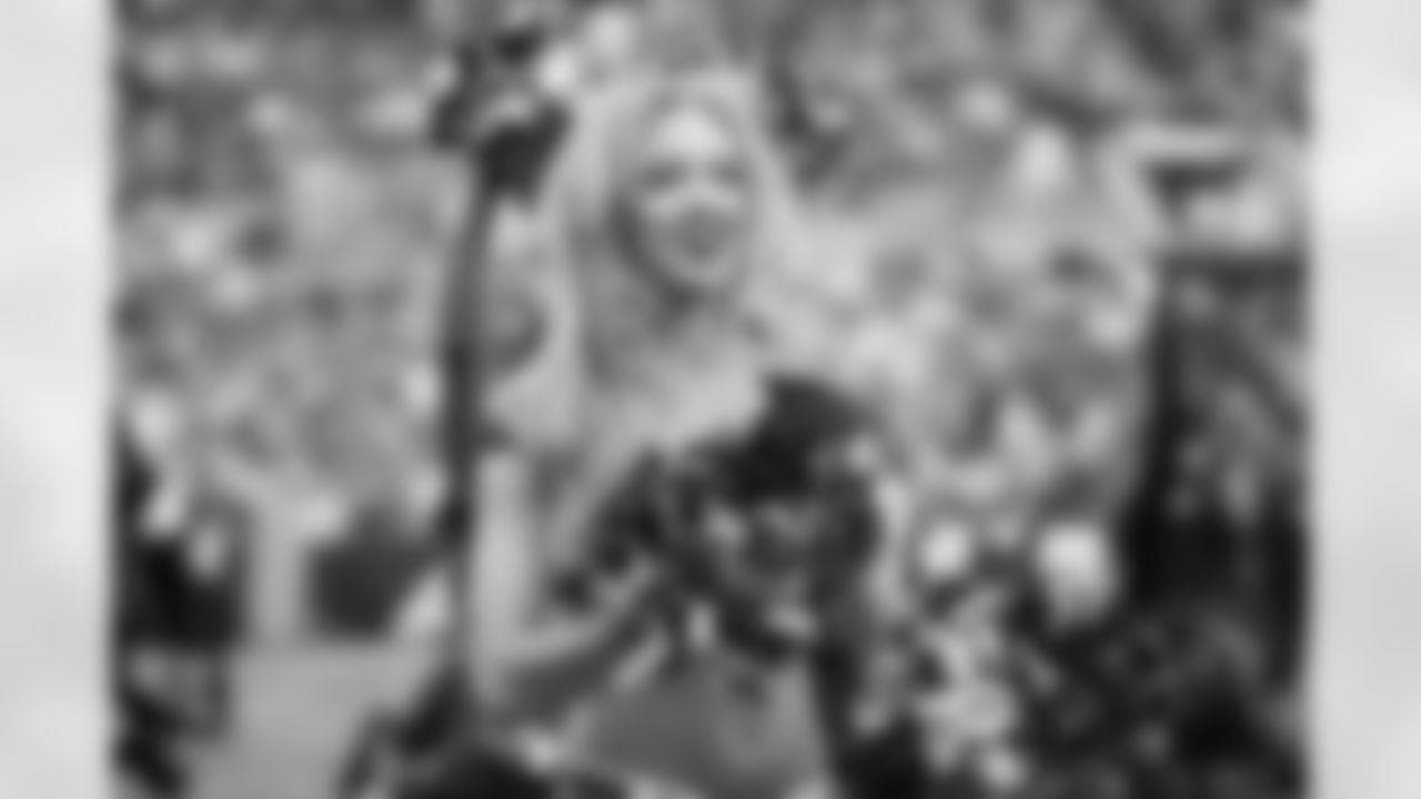 CHEER_WEB_101225-122