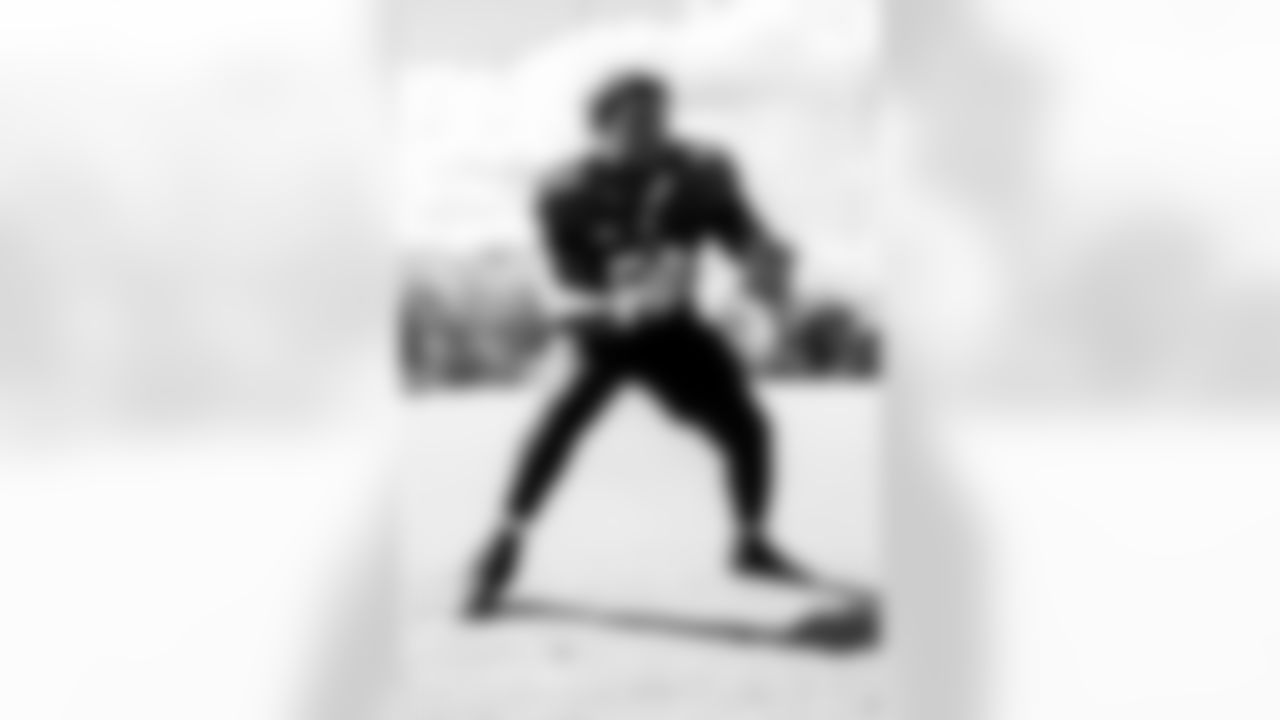 OL Emery Jones Jr.