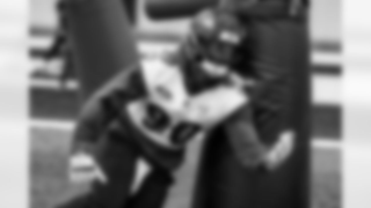OLB David Ojabo