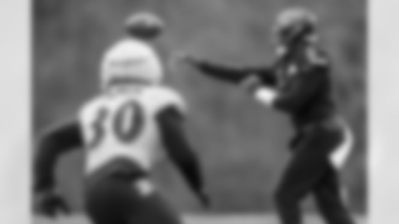 QB Tyler Huntley