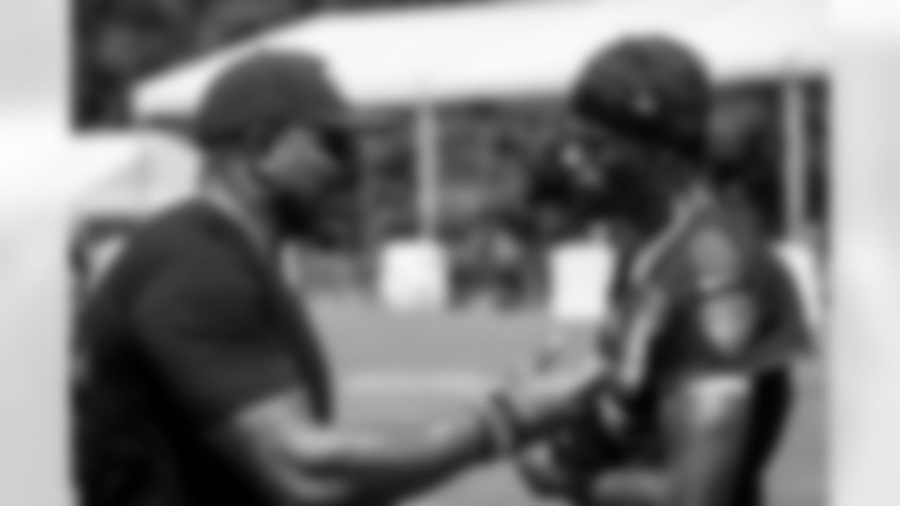 Ray Lewis (left) & QB Lamar Jackson (right)