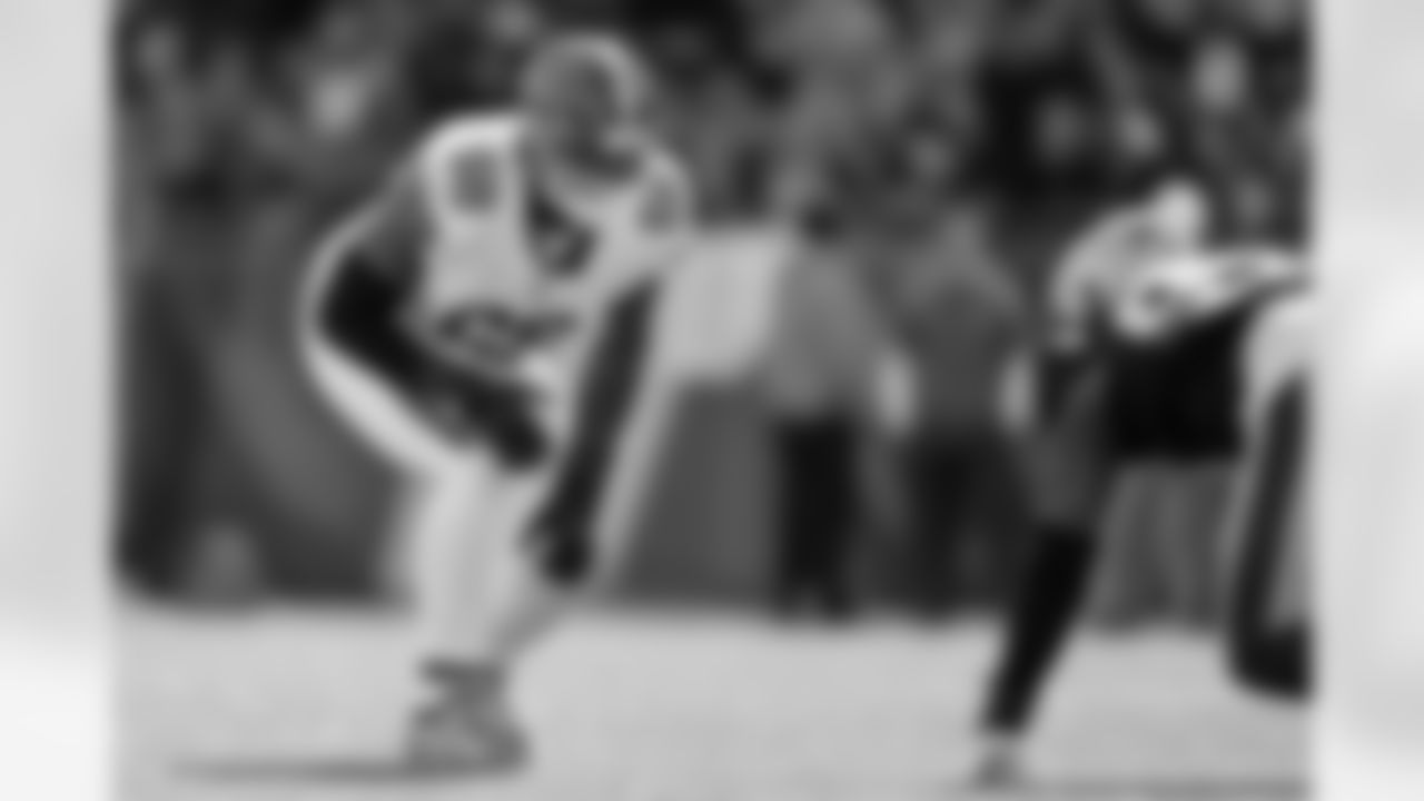 T Cam Robinson, Cleveland Browns