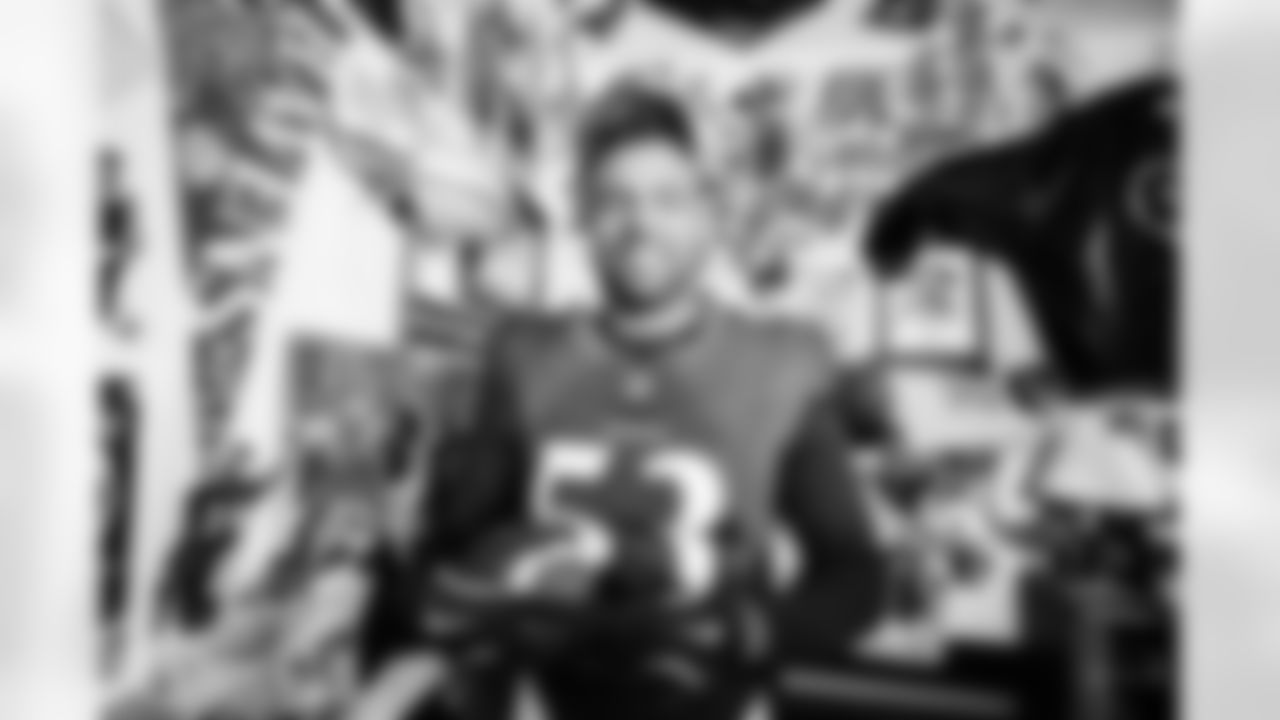 OLB Kyle Van Noy