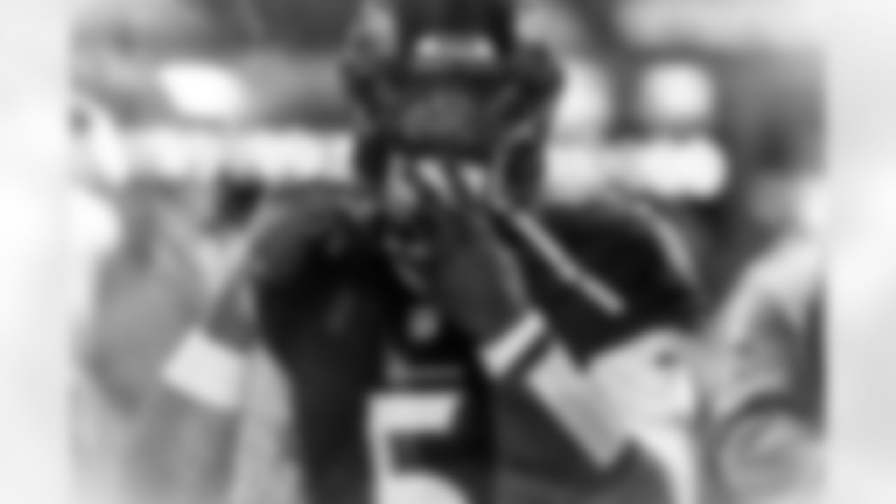 QB Tyler Huntley
