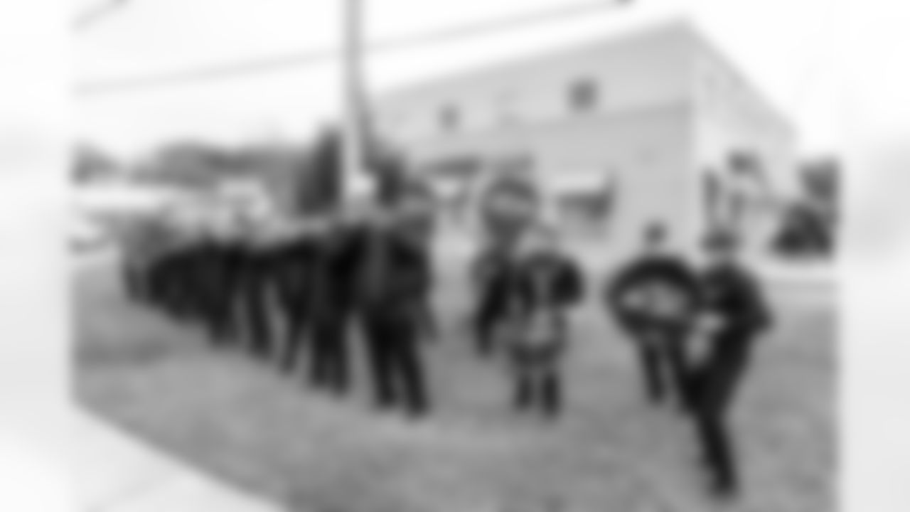 077_20251114_Purple_Caravan_sh_3716