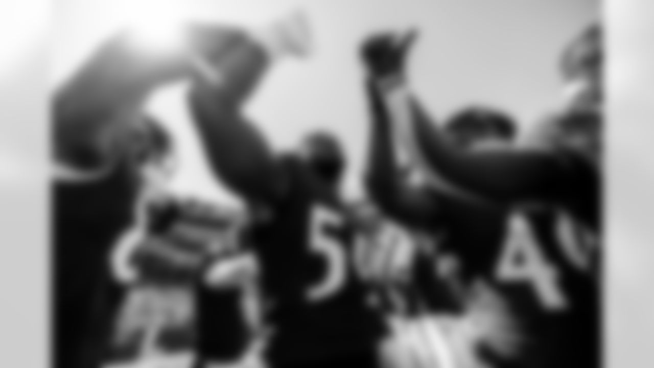 OLB Malik Hamm