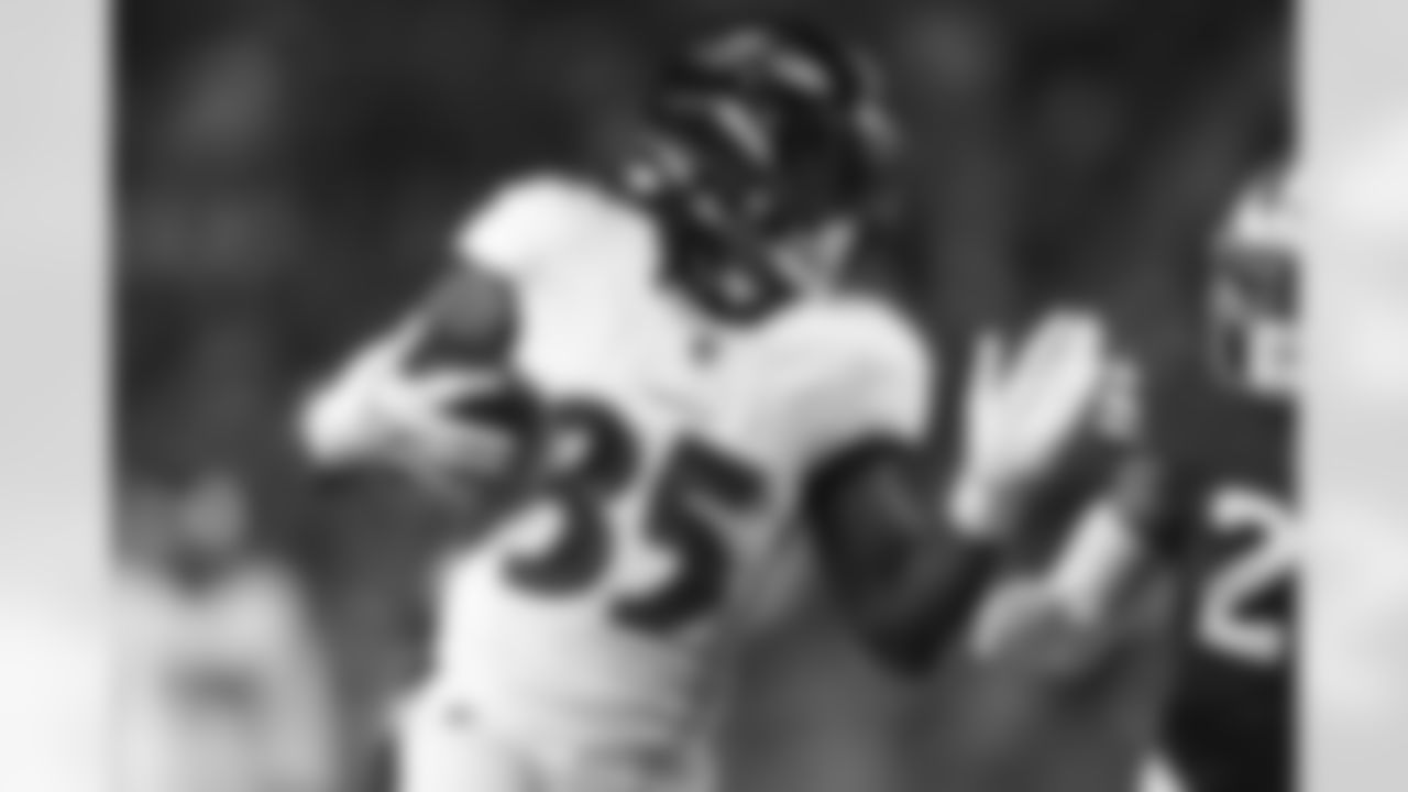 RB Gus Edwards, Ravens
Edwards has been a reliable hammer in the Ravens backfield for several years, but last season was the first time in his career he dropped below 5.0 yards per carry (4.1).