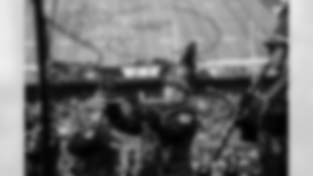 Cheer_Full_112325-253