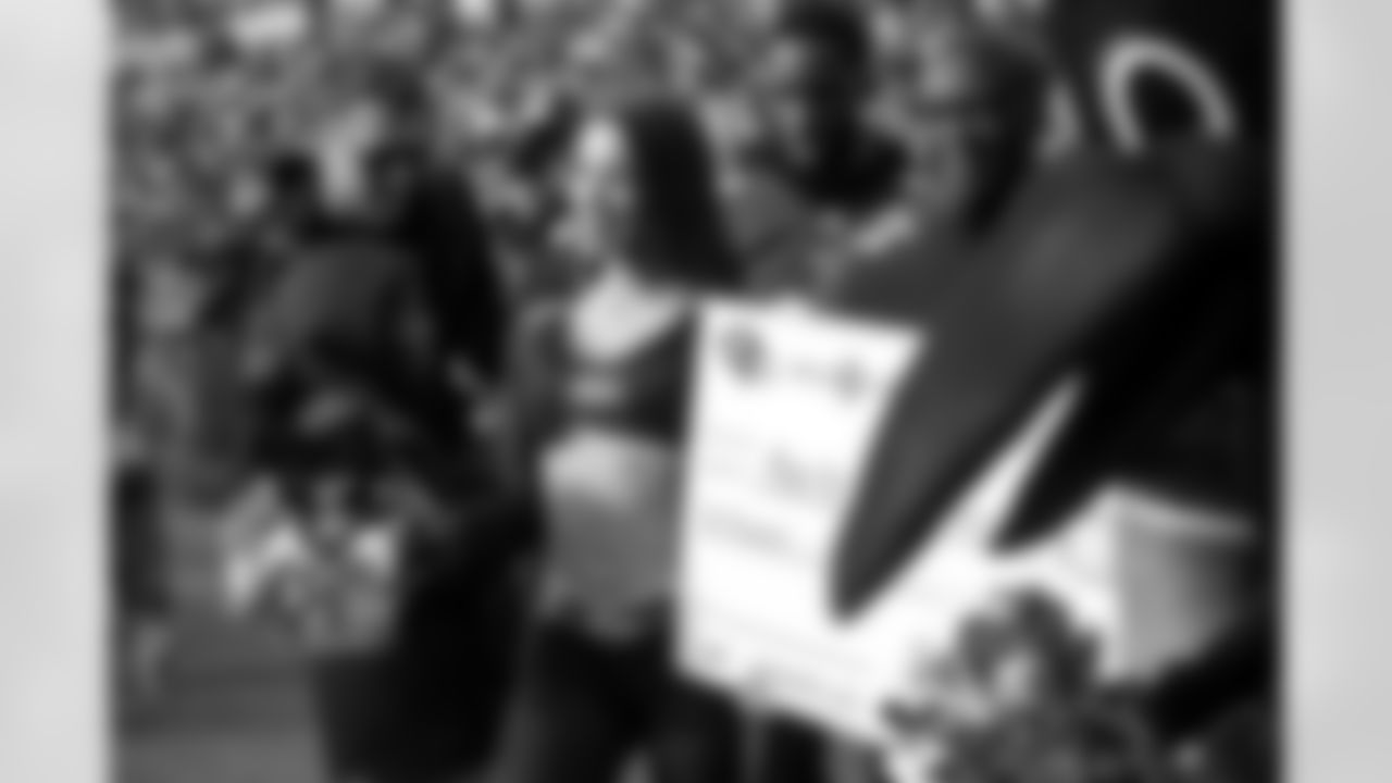 CHEER_WEB_112325-148